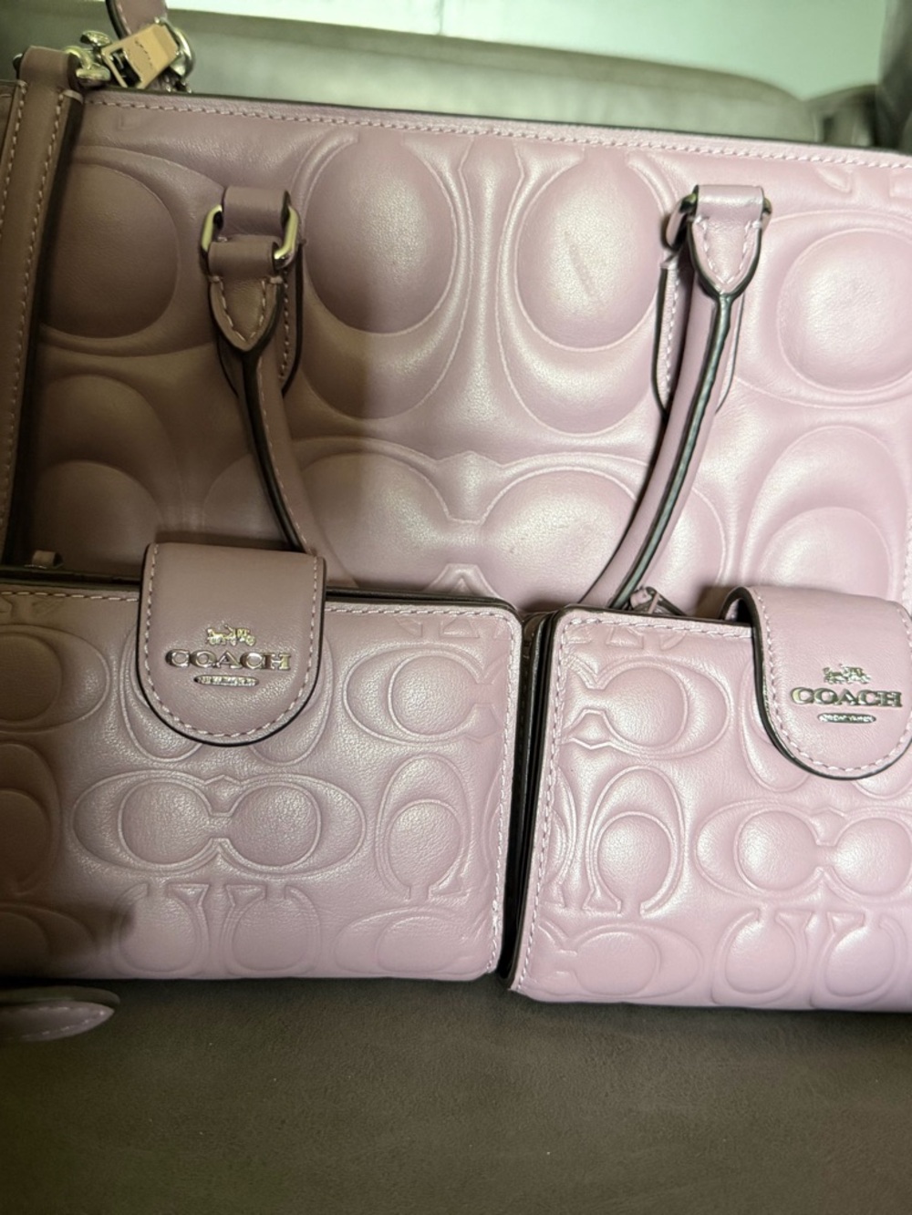Coach lavender purple Embossed Leather Satchel with 2 matching short wallets - Picture 4 of 6